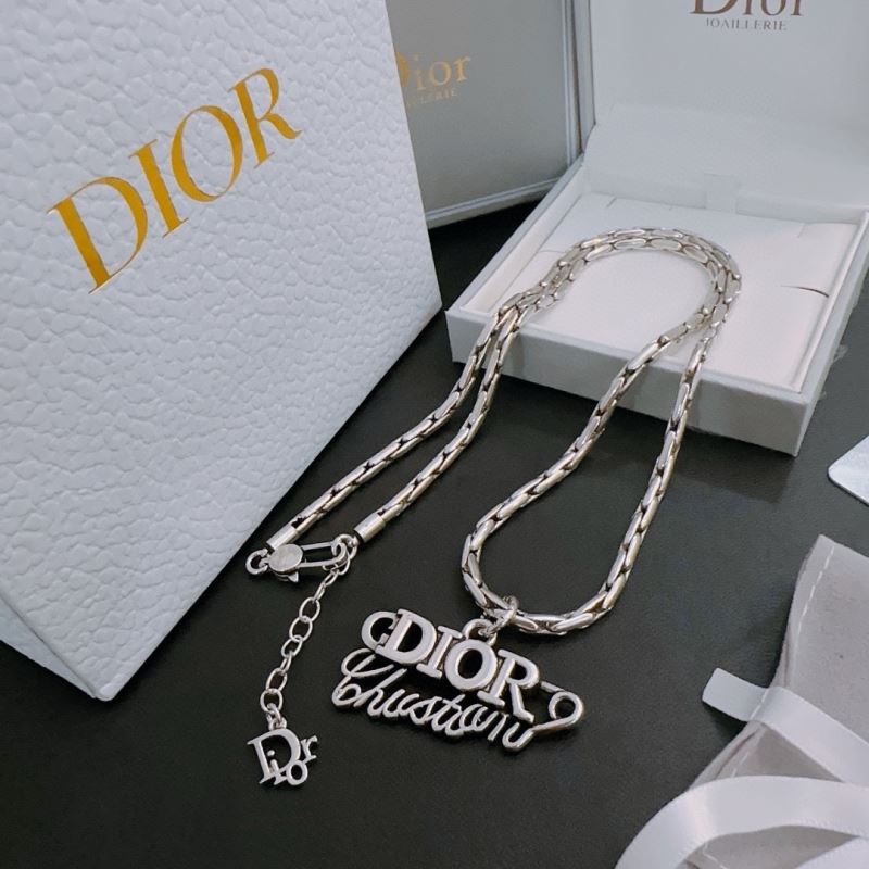 chr1st1an D10r necklaces